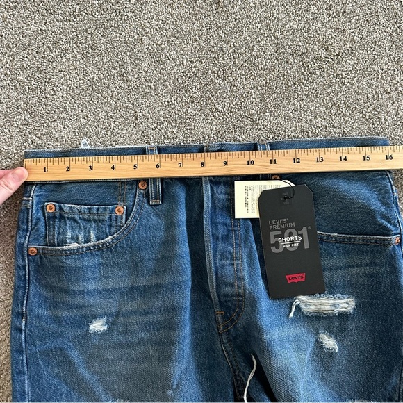 Levi's 501 High Rise Button Fly 100% Cotton Cut Off Drive Me Crazy Jean Short 30 - Picture 6 of 8